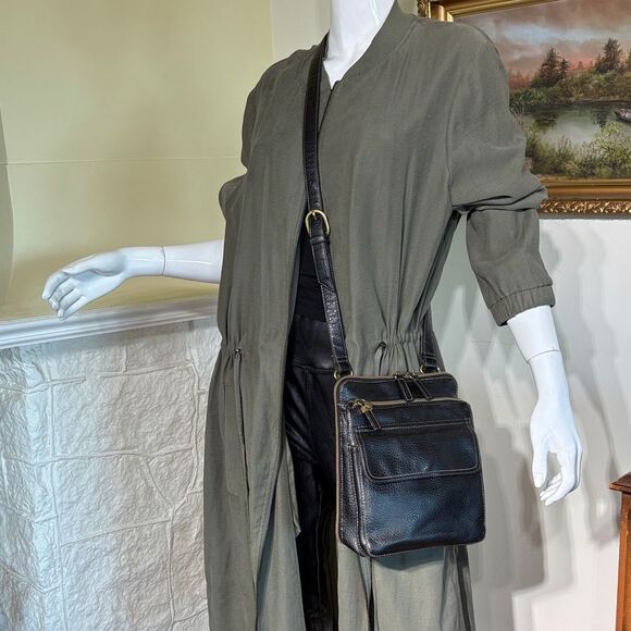 Relic by Fossil Y2K Vintage Faux Leather Crossbody Organizer Bag - Picture 2 of 16